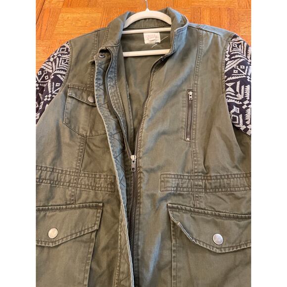 Sun and Shadow Contrast Sleeve Field Jacket Medium - Picture 7 of 7